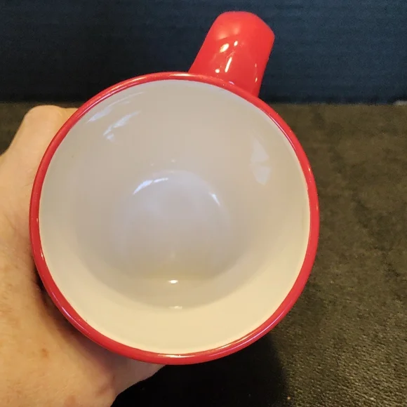 Hallmark heart "hugs & kisses" mug - Picture 6 of 15